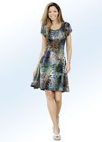 Kleid in schwingender Form 