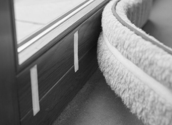 Schurwoll-Zugluftstopper f&uuml;r T&uuml;ren ANTHRAZIT