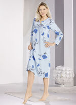 Nachthemd, wadenlang mit Knopfleiste  