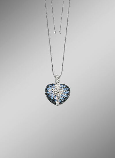 Eleganter Herz-Anh&auml;nger mit funkelnden Kristallen 