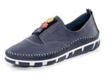 Gemini Slipper mit dezenter Knitter-Struktur und bunten Leder-Blüten MARINE