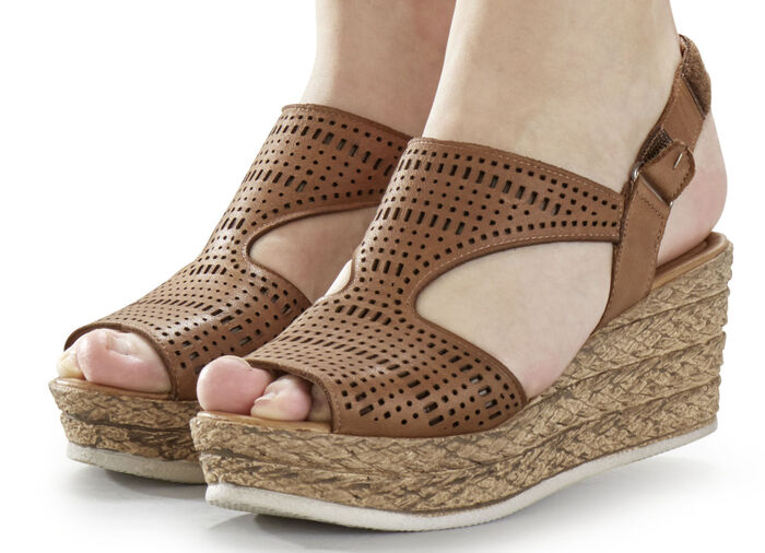 Andrea Conti Sandalette aus Nappaleder MARONE