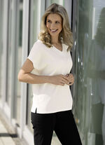 Shirt mit Seitenschlitzen in 2 Farben WEISS
