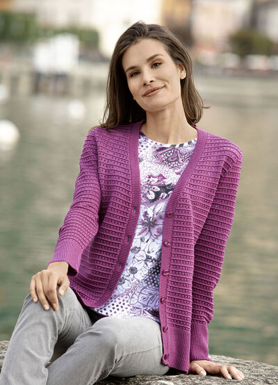 Strickjacke mit leichtem Glanz 