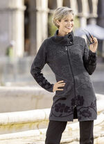 Long-Strickjacke mit Cloqué-Effekten 