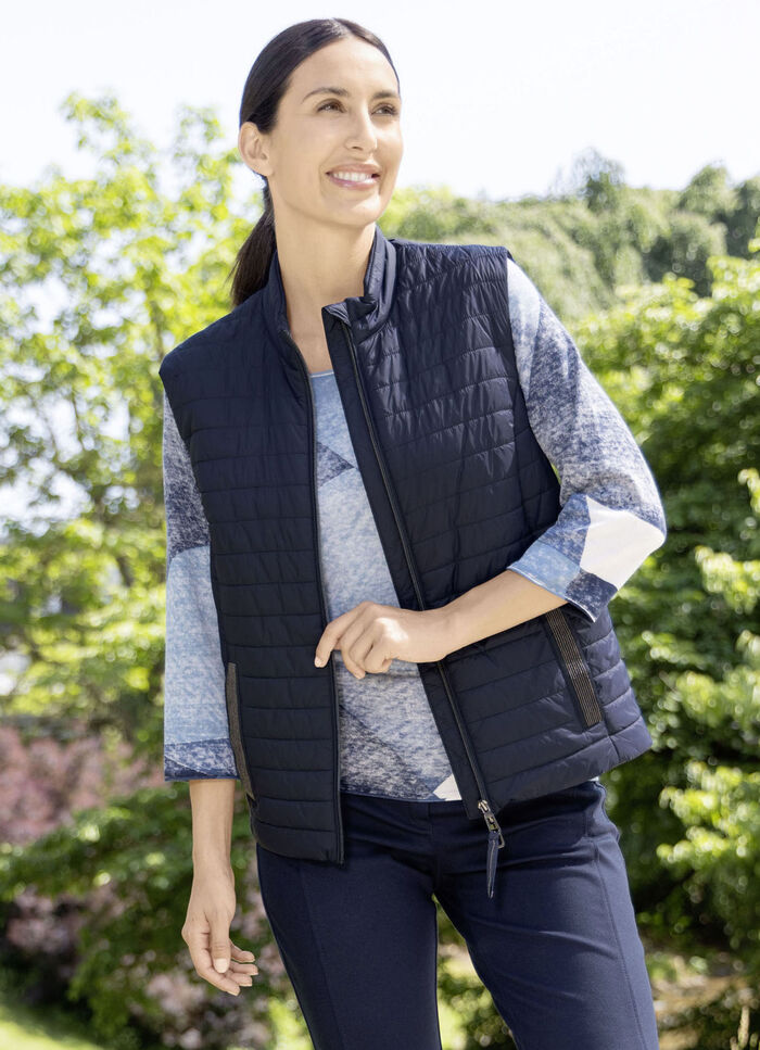 Steppweste mit leichter Wattierung