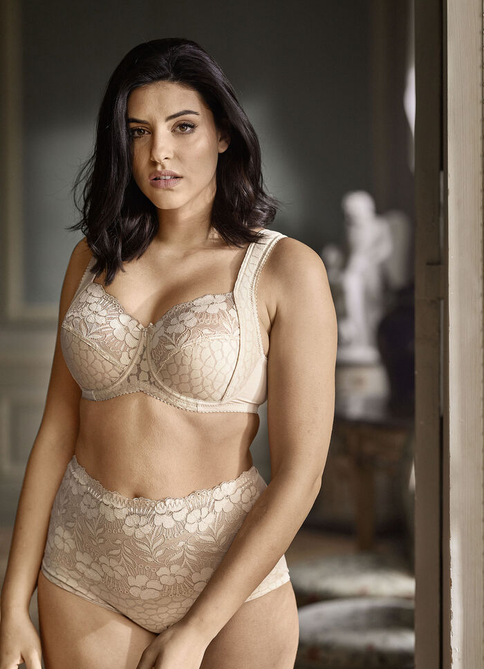Miss Mary Miederslip mit unterlegter Elastikspitze im Vorderteil BEIGE