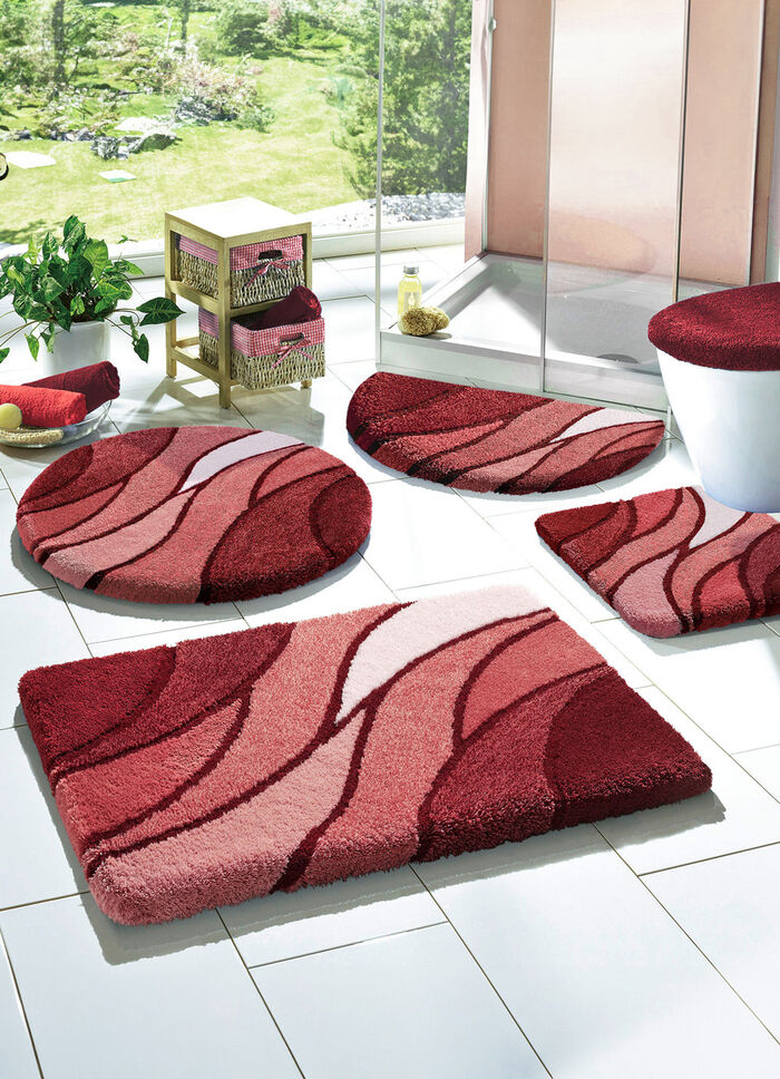 Kleine Wolke Badgarnitur in Table Tuft Qualität BEERE