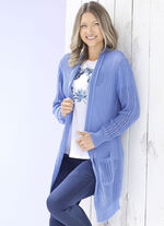 Long-Strickjacke in streckender Streifenoptik JEANSBLAU