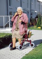 Zusammenklappbarer Rollator mit Feststellbremse ROT