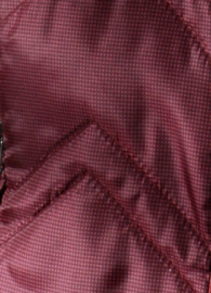 Jacke mit seitlicher Längssteppung BURGUND-SCHWARZ