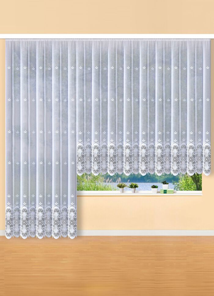 Aparter Store mit Automatikfaltenband 1:3 