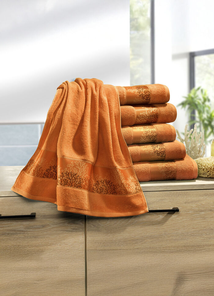 Weiche Frottier-Serie mit hochwertiger Jacquard-Bord&uuml;re 