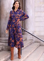 Kleid mit Bindeg&uuml;rtel 