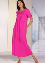 Nachthemd, kn&ouml;chellang und mit Faltenlegung 