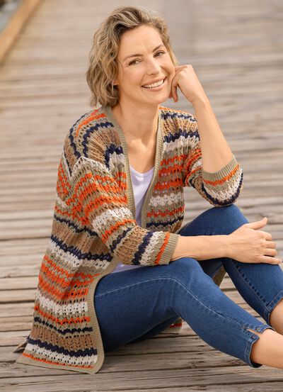 Strickjacke mit nachhaltig recycelter Baumwolle 