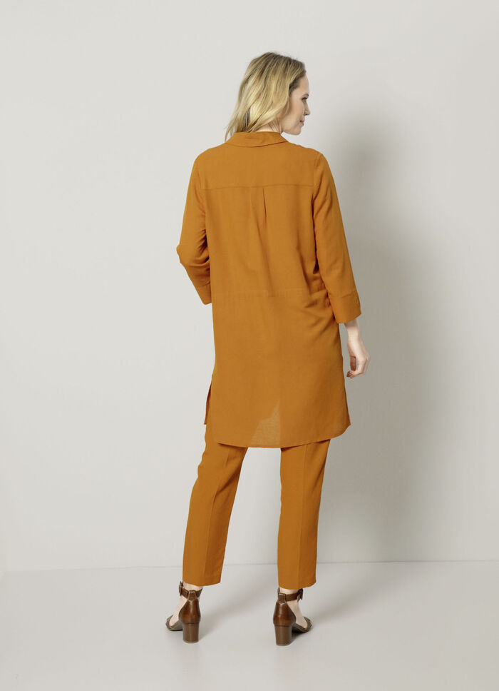 Longbluse mit komfortablen Seitenschlitzen 