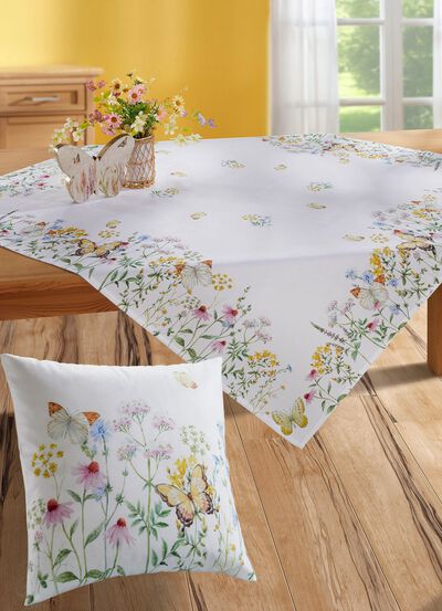 Herrliche Tischdecke mit Fr&uuml;hlingsmotiven 