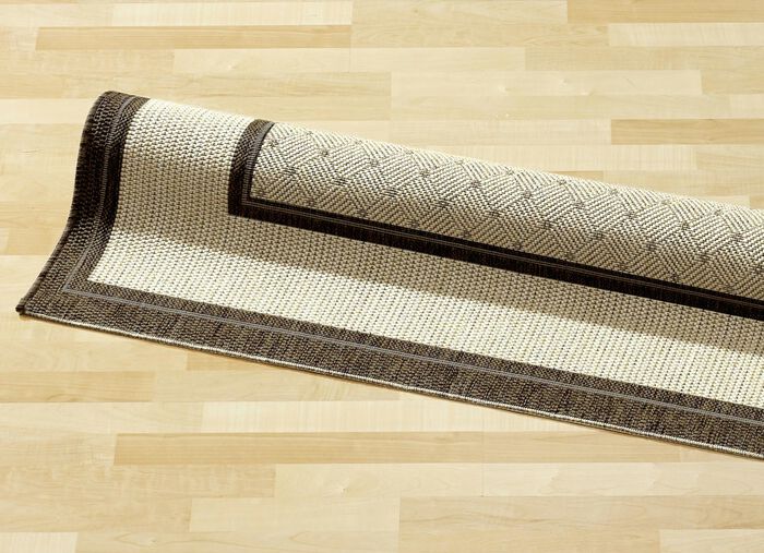 Teppiche in Sisal-Optik für den Innen- und Außenbereich BRAUN