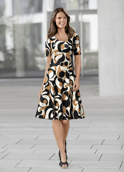 Kleid in Schlupfform 
