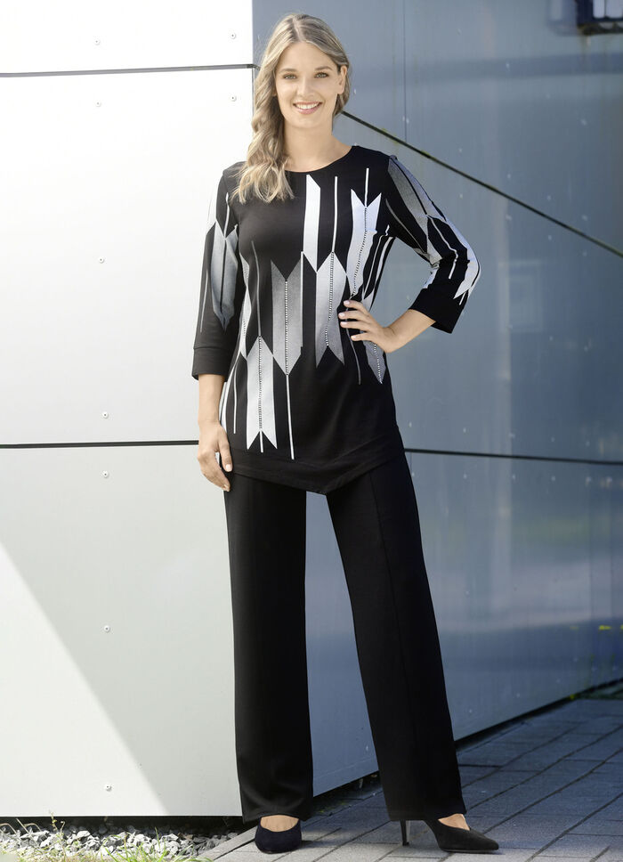 Hose in modischer Weite