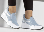 ELENA EDEN Slipper mit herausnehmbarem Fußbett HELLBLAU