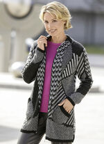 Strickjacke aus weichem Flauschgarn 
