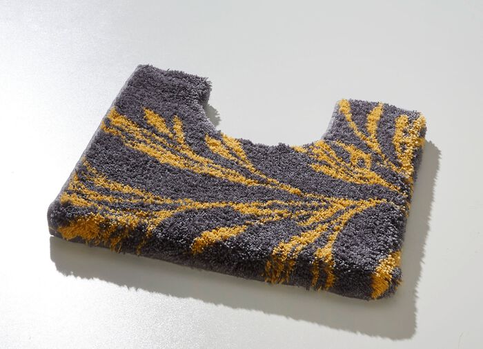 Badgarnitur mit rutschhemmender Latexierung 