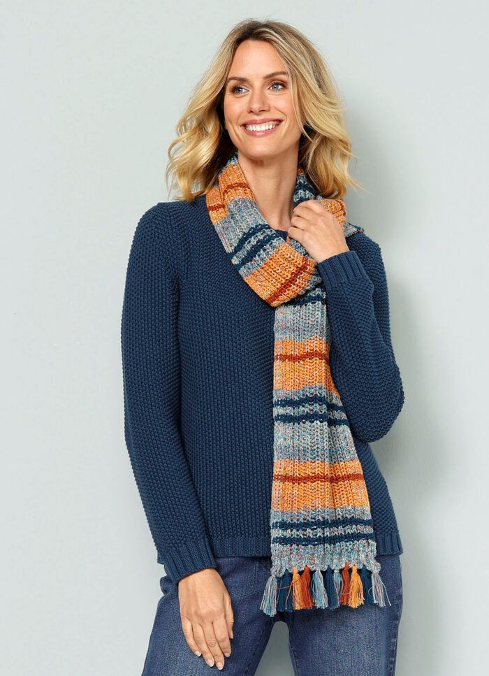 Pullover mit Schal in Grobstrick 