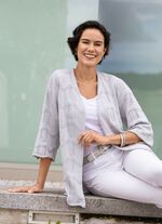 Strickjacke mit Mustermix im Wellendessin HELLGRAU