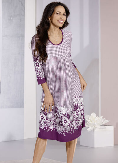 Nachthemd mit Bord&uuml;rendruck und Kellerfalte 