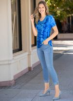 Shirt in markanter Batik-Optik in 2 Farben 